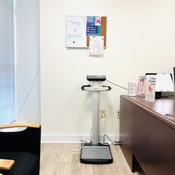 Medi-Weightloss Ballantyne - Office/ tanita scale