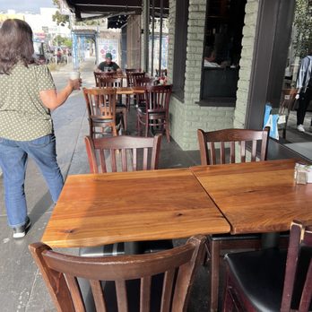 Kings Road Cafe - Outside - Coffee & Tea Near Me - Los Angeles, California Kings Road Cafe - Outside - Coffee & Tea Near Me - Los Angeles, California