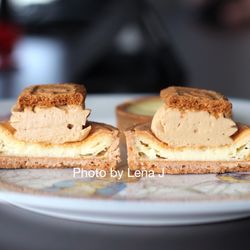 Tasty Tart - Biscoff Cheesecake Tart (Seasonal) ($4.49) - pretty sweet, especially the biscoff icing above the cheesecake
