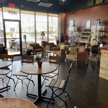 Lazydaze - Pflugerville - Inside - Coffee & Tea Near Me - Pflugerville, Texas