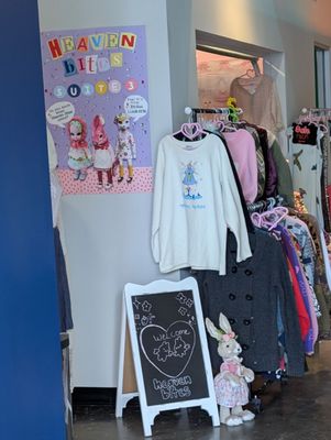 Heaven Bites Vintage