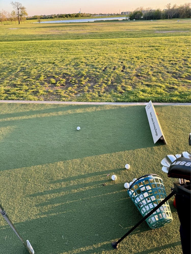 NORTH LAKES GOLF & PRACTICE CENTER