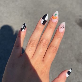 D I P Nail Lounge - Nail Technicians Near Me - Nashville, Tennessee