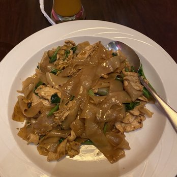 Mai Thai Restaurant - Pad-Se-Ew Noodles - Thai Near Me - Austin, Texas Mai Thai Restaurant - Pad-Se-Ew Noodles - Thai Near Me - Austin, Texas