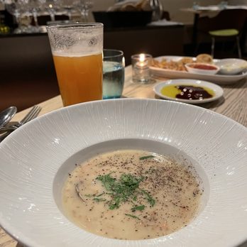 Pasta Moon - Talk about some fancy clam chowder and let me tell you the taste did not disappoint. Amazing even wiped it clean with my soft focaccia bread - Italian Near Me - Half Moon Bay, California Pasta Moon - Talk about some fancy clam chowder and let me tell you the taste did not disappoint. Amazing even wiped it clean with my soft focaccia bread - Italian Near Me - Half Moon Bay, California