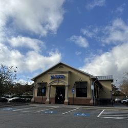 Zaxbys - Stopped in for Veterans  Day only to be turned away