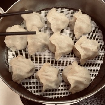 Yummy Yummy Dumplings - Beef and onion steamed dumplings - Chinese Near Me - Toronto, Ontario Yummy Yummy Dumplings - Beef and onion steamed dumplings - Chinese Near Me - Toronto, Ontario