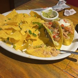 Sí Señor - Crunchy tacos with nachos