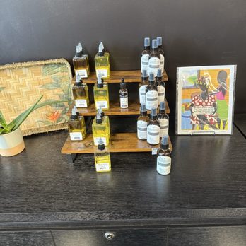 Geechee Girl Apothecary - Tea Rooms Near Me - Savannah, Georgia