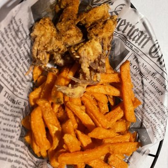 The Tangy Crab - 2 Piece Soft Shell Crab Basket - Seafood Near Me - Kalamazoo, Michigan