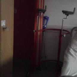 Gesundheitszentrum - Mein Laufgestell, mit dem ich nun Schritt für Schritt ins Leben zurückkehre - Hospitals Near Me - Koblenz, RP
