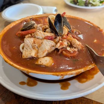 Phil's Fish Market & Eatery - Cioppino For Two - Seafood Near Me - Castroville, California Phil's Fish Market & Eatery - Cioppino For Two - Seafood Near Me - Castroville, California