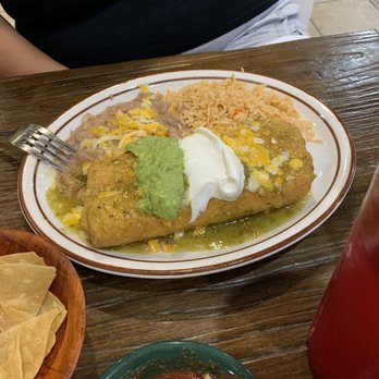 Green Iguana Mexican Restaurant - Chimi changa verde - Mexican Near Me - Saint George, Utah Green Iguana Mexican Restaurant - Chimi changa verde - Mexican Near Me - Saint George, Utah