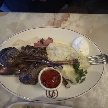 Daniel's Broiler - Lake Union - Lamb - Steakhouses Near Me - Seattle, Washington Daniel's Broiler - Lake Union - Lamb - Steakhouses Near Me - Seattle, Washington