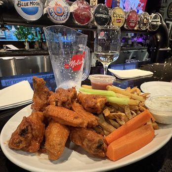 Scruffy Murphy's Irish Pub & Restaurant - Irish Pub Near Me - Etobicoke, Ontario Scruffy Murphy's Irish Pub & Restaurant - Irish Pub Near Me - Etobicoke, Ontario