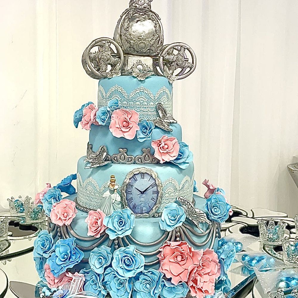 Divino's Bakery & Restaurant - XV party cake - Mexican Near Me - Moreno Valley, California Divino's Bakery & Restaurant - XV party cake - Mexican Near Me - Moreno Valley, California