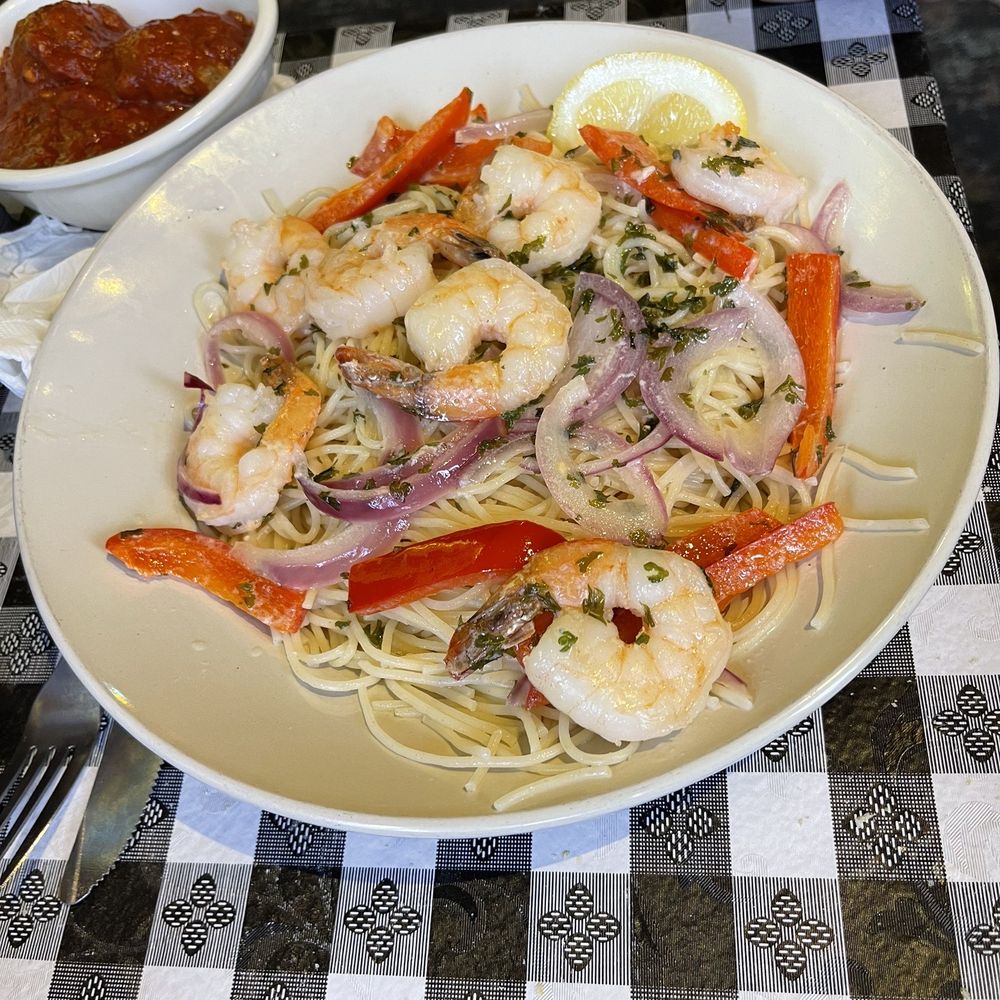 Spaghetti Warehouse - Syracuse - Shrimp Scampi - Italian Near Me - Syracuse, New York Spaghetti Warehouse - Syracuse - Shrimp Scampi - Italian Near Me - Syracuse, New York