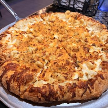 Glass Nickel Pizza Co. Appleton - MAC DADDY PIZZA - Pizza Near Me - Appleton, Wisconsin