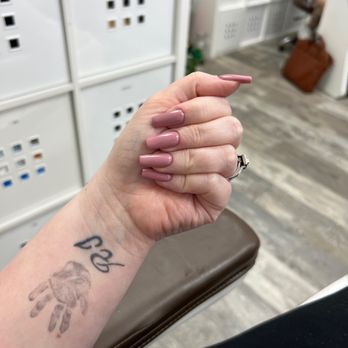Letto Nails - Nail Salons Near Me - Lakewood, California