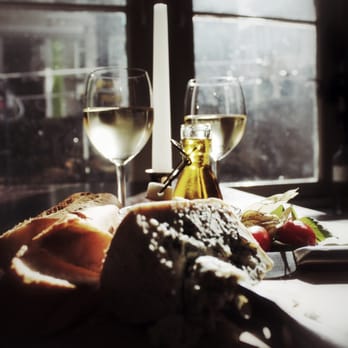 't Boterhuis - People forget what you said, people forget what you did, but people will always remember how you made them feel. - Restaurants Near Me - Delft, ZH