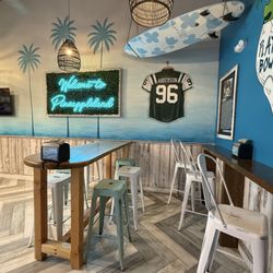 Playa Bowls - Inside