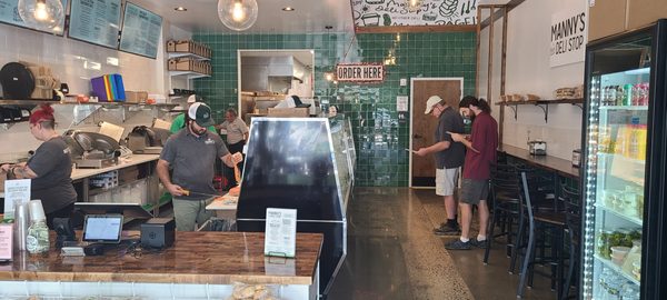 Manny's Deli Stop by null