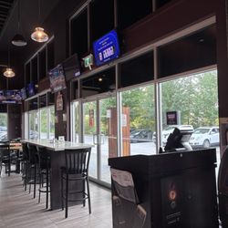 Tidewaters Pub