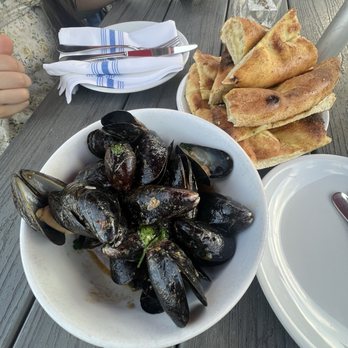 Coltivare - Mussels and Focaccia - Italian Near Me - Houston, Texas