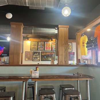 Island Burger and Shake - Burgers Near Me - Fort Pierce, Florida
