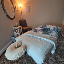 TherapyWorks Clinical and Wellness Massage - Massage therapy room