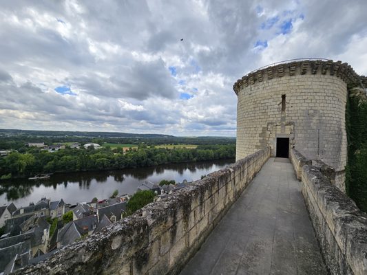 Forteresse Royale de Chinon by null