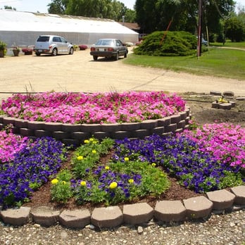 Janzen's Greenhouse - Nurseries & Gardening Near Me - Fairmont, Minnesota Janzen's Greenhouse - Nurseries & Gardening Near Me - Fairmont, Minnesota