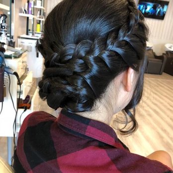 Full Blown Dry Bar and Makeup - Makeup Artists Near Me - Placentia, California Full Blown Dry Bar and Makeup - Makeup Artists Near Me - Placentia, California