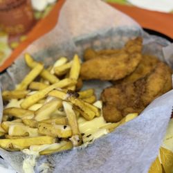 Santangelo's Cafe - Chicken Fingers 5 Pieces w/ Fries