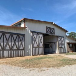 Manna Ranch Trail Rides - The Barn