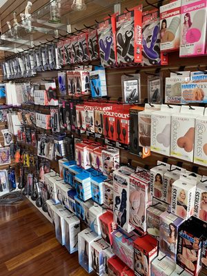 Le Tache Couples Boutique