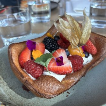 Aera - Steakhouses Near Me - Toronto, Ontario
