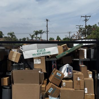 Red Hot Hauling - Delivering parts and supplies for a maintenance company - Junk Removal & Hauling Near Me - Moreno Valley, California Red Hot Hauling - Delivering parts and supplies for a maintenance company - Junk Removal & Hauling Near Me - Moreno Valley, California