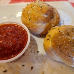 Zack's Pizza & Bbq - Hot fresh & complimentary Garlic Knotts!