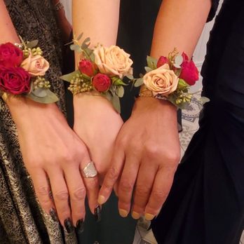 Romee Willow Florals - Florists Near Me - Chicago, Illinois
