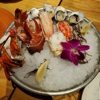 Herringbone Waikiki - The Skiff - Seafood Near Me - Honolulu, Hawaii