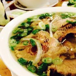 Solar Pho - 37. Rice noodles with thin cuts of beef Flanks