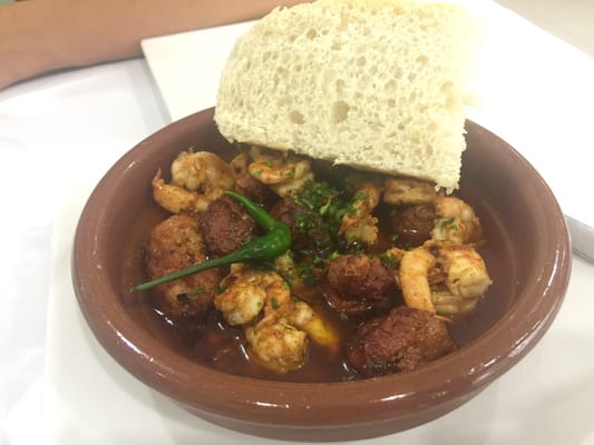 Tiny Kitchen & Dulce Vida by null