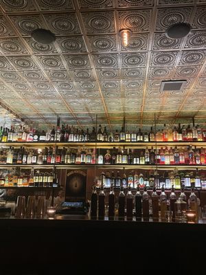 Bar 821 by null