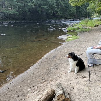 The Settlers Inn - Relaxing fire out by the river. - Hotels Near Me - Hawley, Pennsylvania The Settlers Inn - Relaxing fire out by the river. - Hotels Near Me - Hawley, Pennsylvania