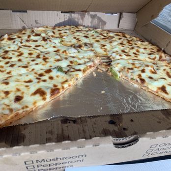 Momo’s Pizzaria - 16 inch pepperoni overload and 16 inch pepperoni, sausage, mushrooms, onion and green peppers. Both thin crust. Soggy, flimsy, overpriced - Pizza Near Me - Syracuse, Indiana Momo’s Pizzaria - 16 inch pepperoni overload and 16 inch pepperoni, sausage, mushrooms, onion and green peppers. Both thin crust. Soggy, flimsy, overpriced - Pizza Near Me - Syracuse, Indiana