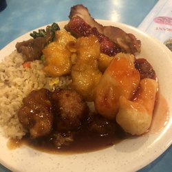 China King Buffet - Dinner buffet assortment