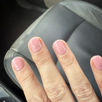 Tipsy Nail Bar Winter Park - Uneven polish - Nail Salons Near Me - Winter Park, Florida Tipsy Nail Bar Winter Park - Uneven polish - Nail Salons Near Me - Winter Park, Florida