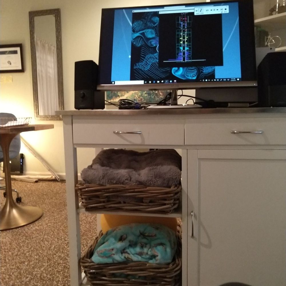 CVONF, Central Valley Optimal Neurofeedback - Comfortable room, neurofeedback screen and speakers, blankets to get cozy. - Health Coach Near Me - Modesto, California CVONF, Central Valley Optimal Neurofeedback - Comfortable room, neurofeedback screen and speakers, blankets to get cozy. - Health Coach Near Me - Modesto, California
