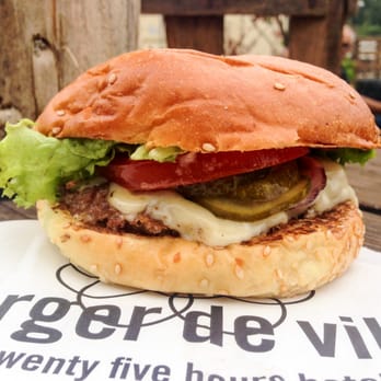 Burger de Ville - Classic Cheeseburger
- mehr Burger Reviews auf Facebook: BerlinBuns - - Burgers Near Me - Berlin, BE Burger de Ville - Classic Cheeseburger
- mehr Burger Reviews auf Facebook: BerlinBuns - - Burgers Near Me - Berlin, BE